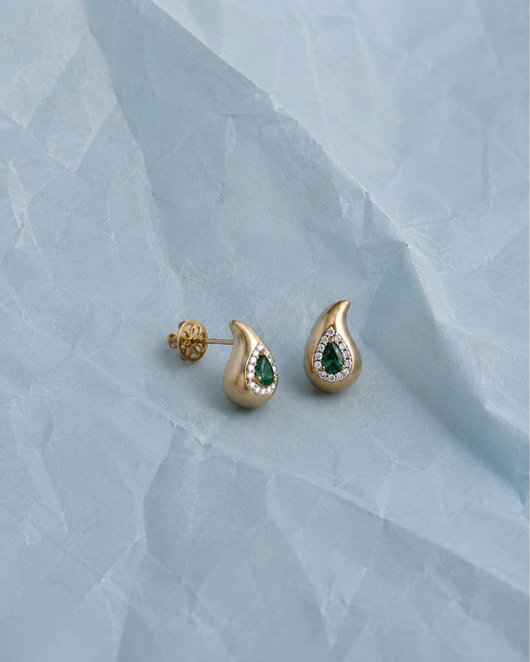 Aretes Pear
