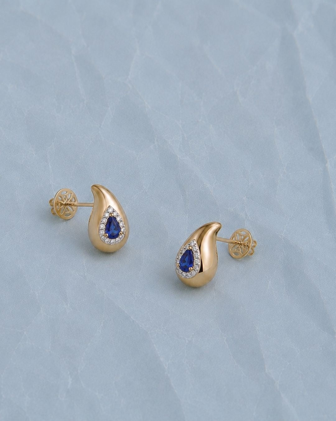 Aretes Pear