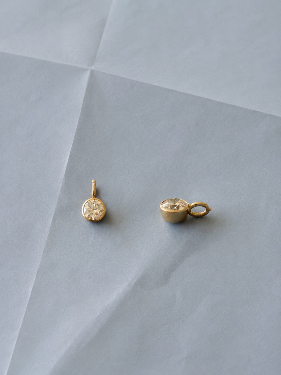 Charms Bezel Diamonds