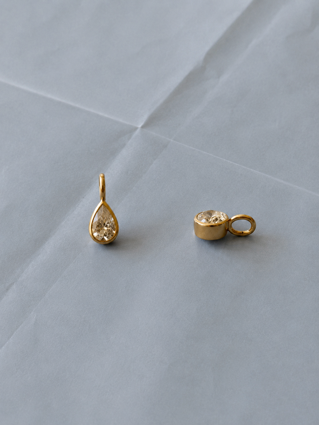 Charms Bezel Diamonds
