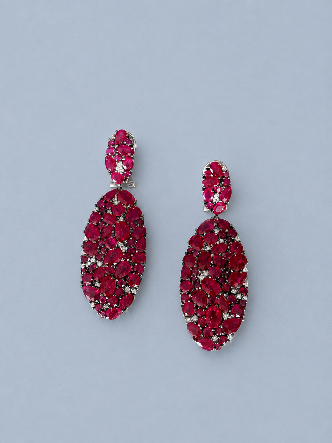 Aretes Amore